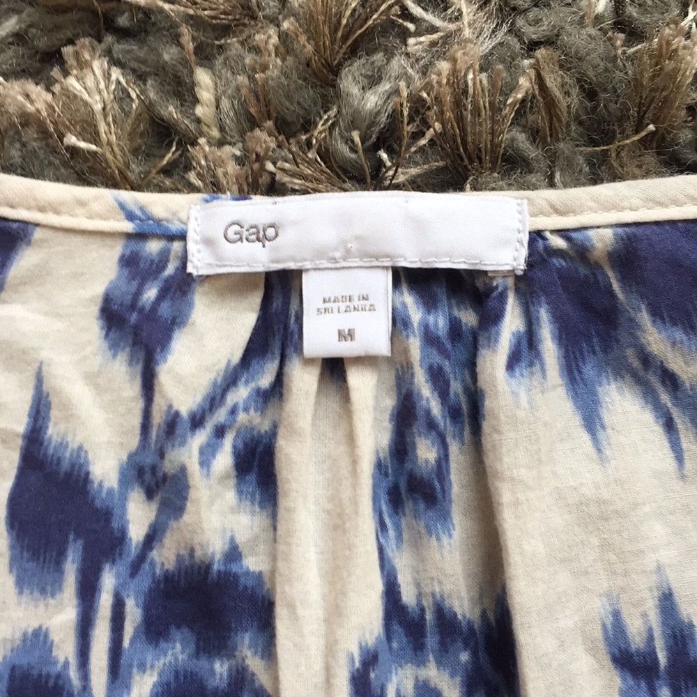 ❌ SOLD ❌ Gap Peasant Top - Picture 2 of 4